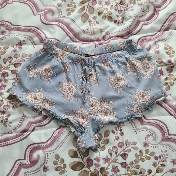 Forever21 Floral Pajama Shorts - Picture 2 of 14